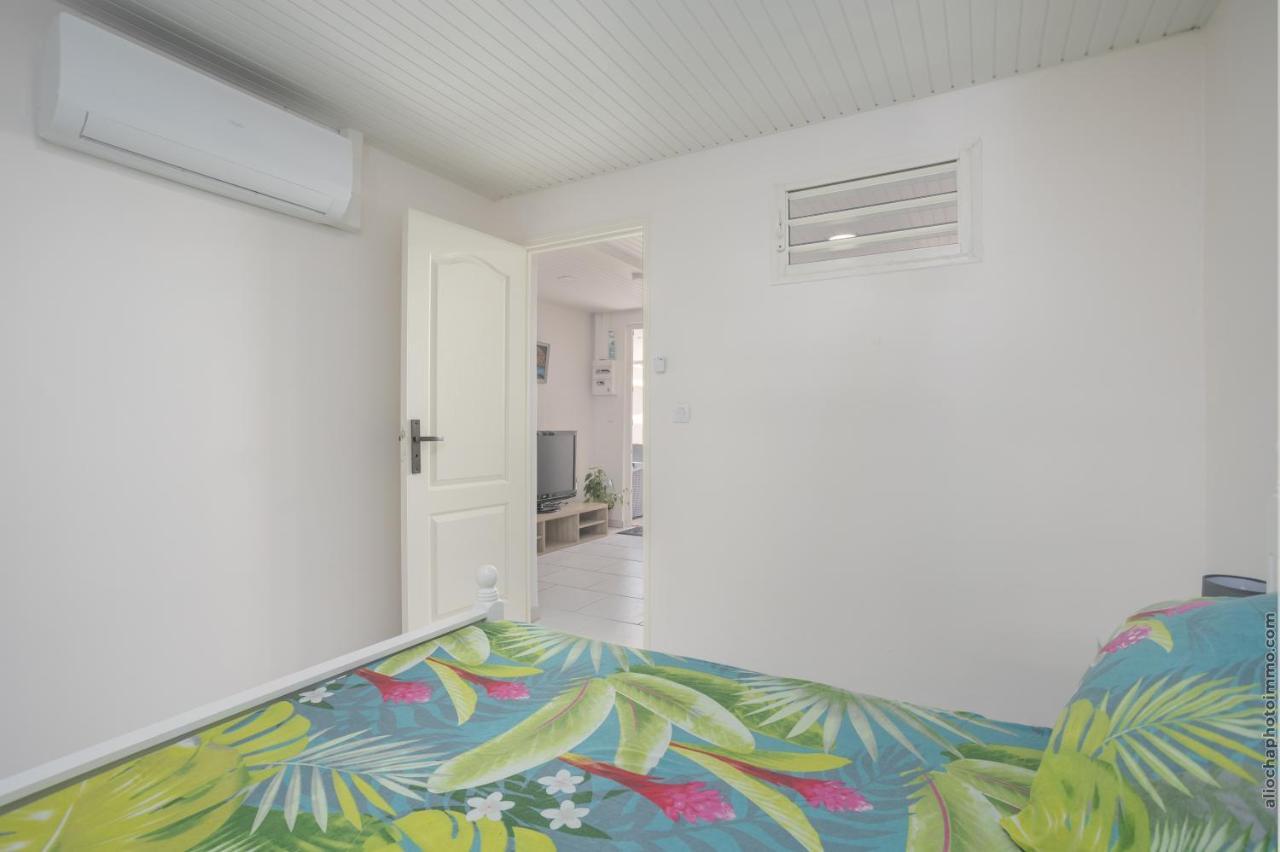 Alpinia - Appt Avec Piscine Partagee Lejlighed Saint-Pierre Eksteriør billede